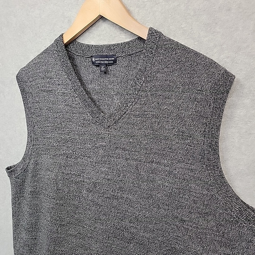 HART SCHAFFNER MARX Sweater Vest Gray Extra Fine Merino Wool V-Neck XL Tall Soft